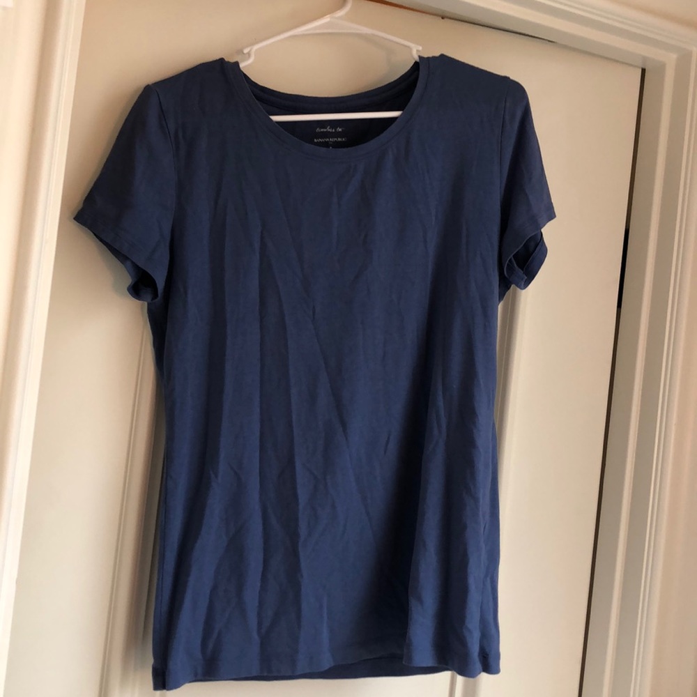 Blue lovely and timeless good quality shirt